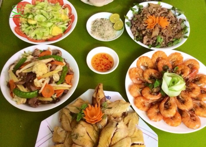 Nau co tai nha o Me Linh (3) Nau co tai nha o Me Linh (3)